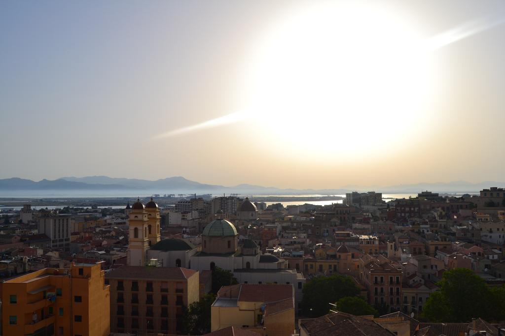 La Residenza Sul Largo Hotel Cagliari Exterior foto